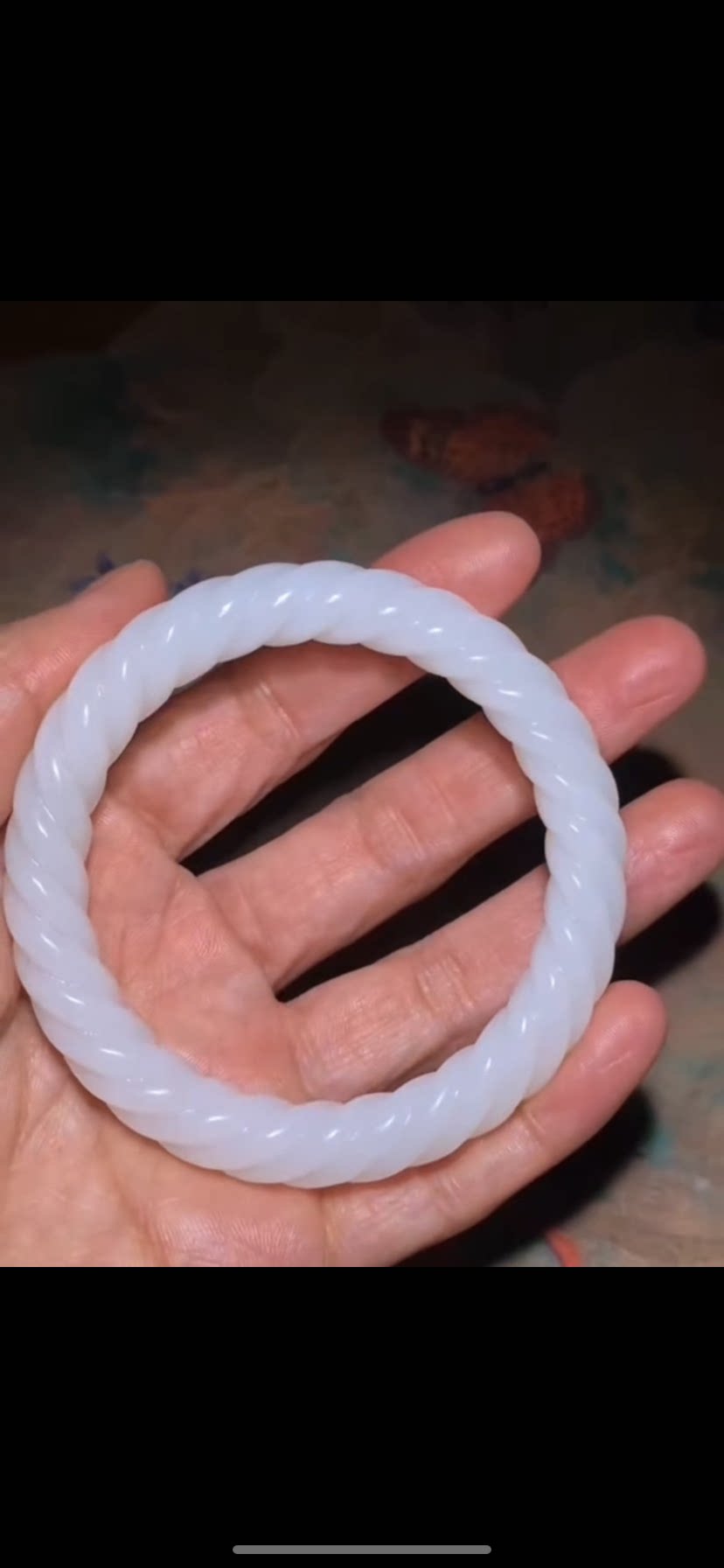 新疆和田玉籽料 绞丝麻花手镯 一级老熟 油性脂粉好的年糕料 58mm