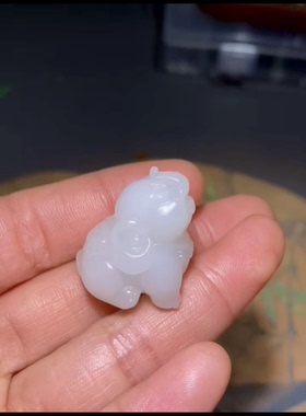 超美好玩的新疆和田玉籽料小象 吉祥如意  一级白细 27×24×18mm