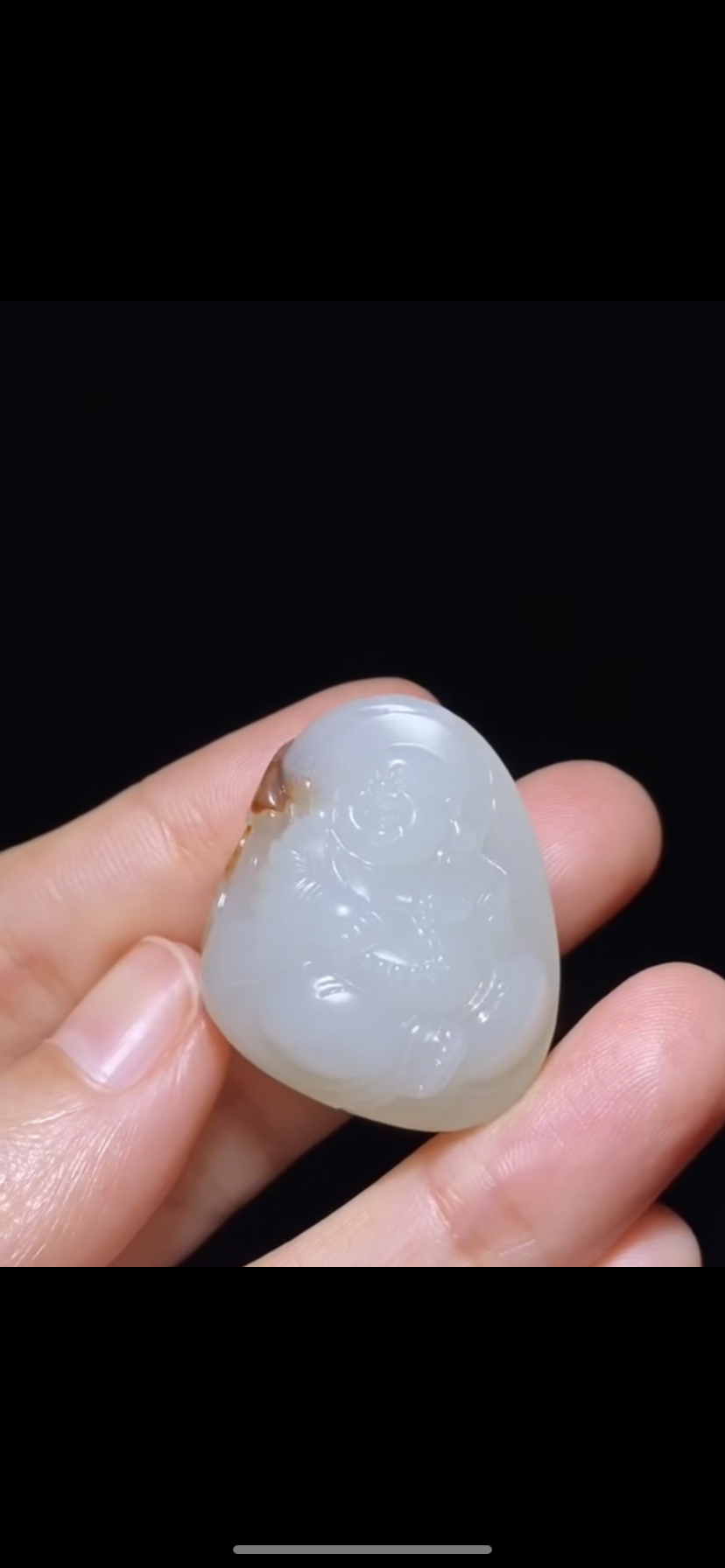 天然新疆和田籽料弥勒佛 独籽雕刻满毛孔包裹 正品带证书全国复检