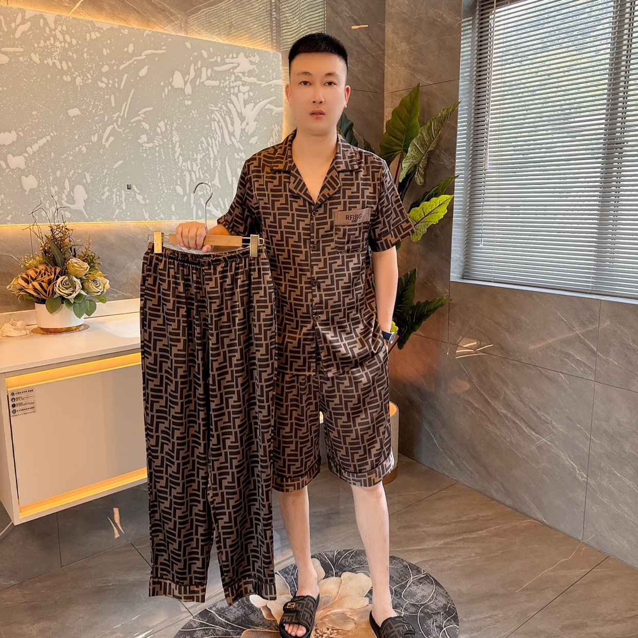 男士三件套咖色双口袋款夏季短袖冰丝睡衣薄款家居服套装可外穿