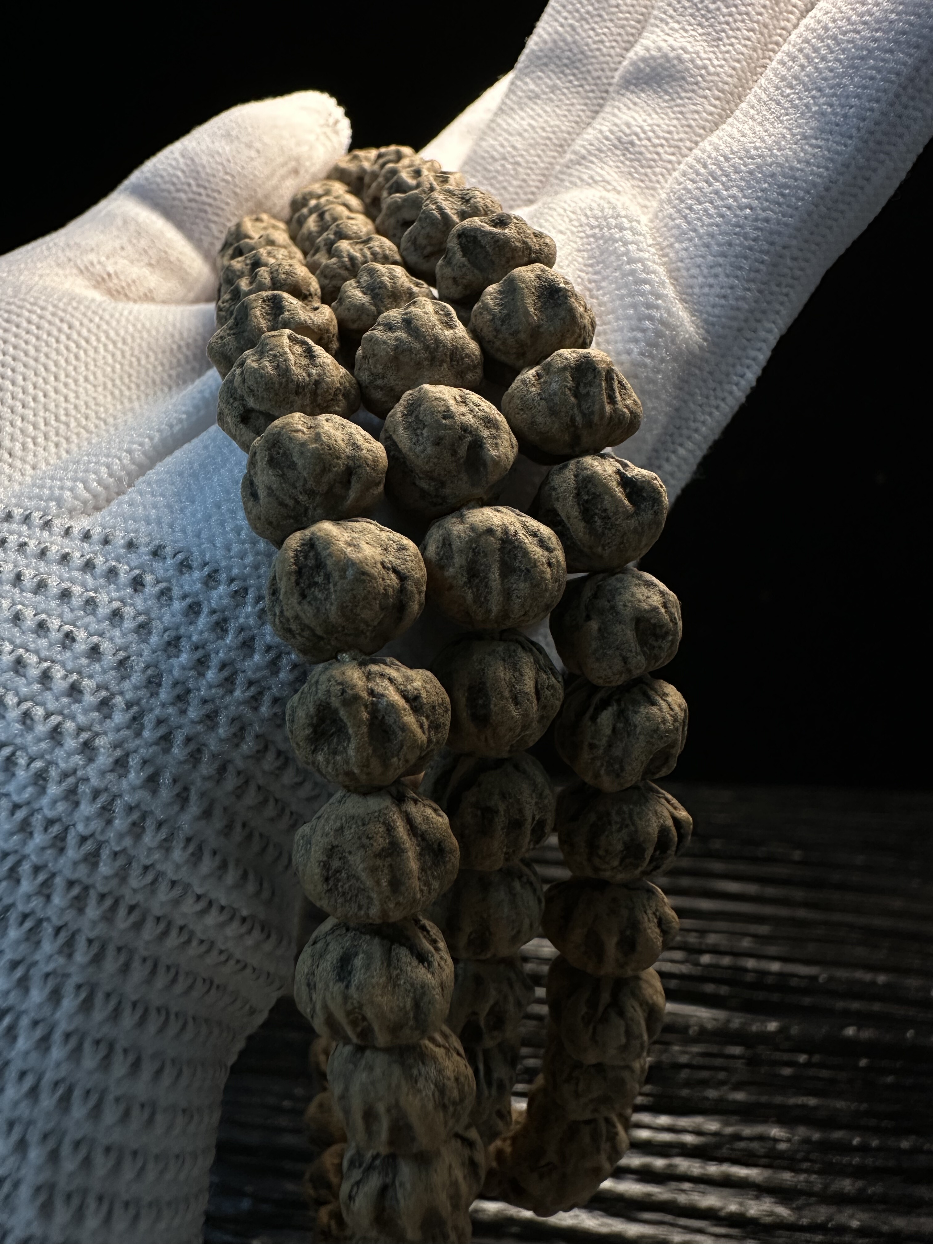 藏区9+mm大尺寸巨帅百香籽微切深坑鬼脸黄油皮文玩挂脖108柏香20