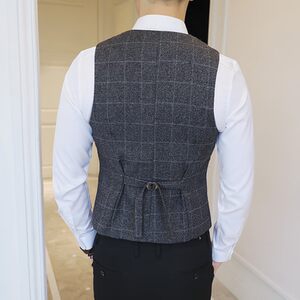 Y8754-男潮格子新款V领马甲夜店酒吧酒店工作服理发师马甲外套P50图片