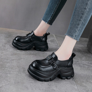 英伦厚底小皮鞋女春秋季复古圆头一脚蹬松糕跟单鞋黑色增高乐福鞋