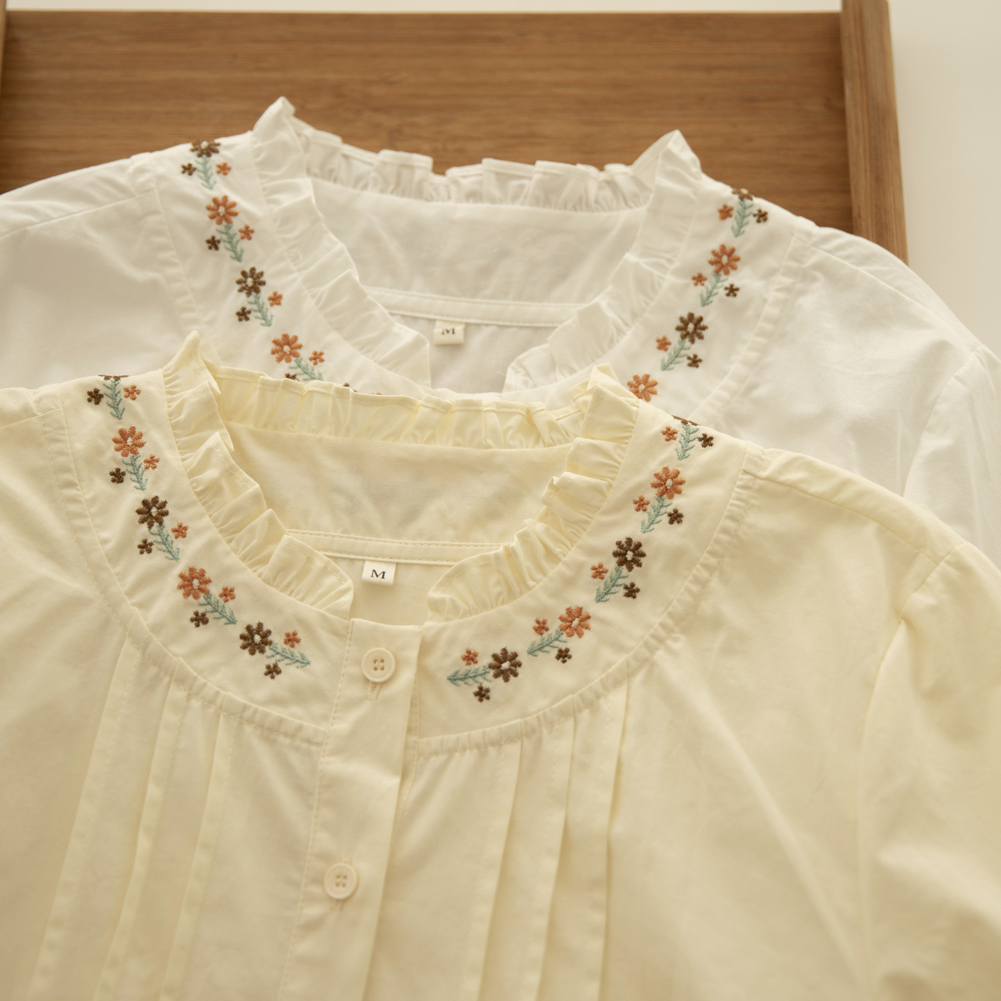 木耳边衬衫纯色打底百搭