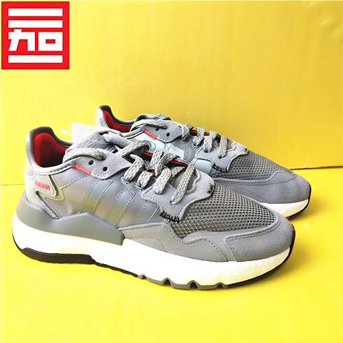 NITEJOGGER男经典老爹BOOST