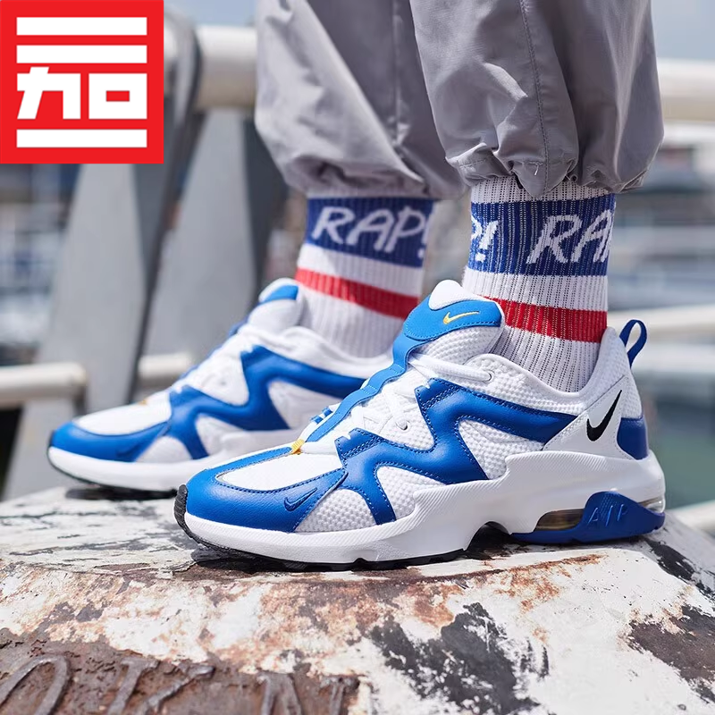 Nike耐克百搭气垫跑步鞋
