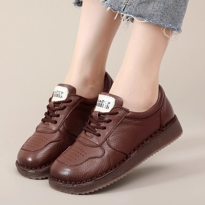防滑牛筋底真皮软底妈妈鞋子单鞋女2025新款春秋季舒适不累脚皮鞋
