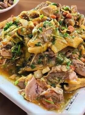 广西柠檬鸭配料下饭菜泡菜咸菜泡椒酸菜腌泡姜嫩姜