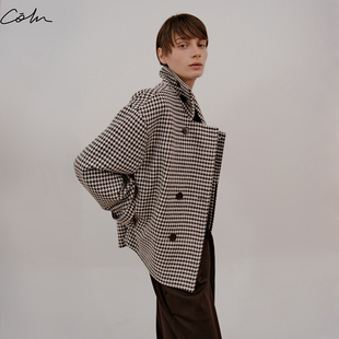COLN棕色千鸟格短款呢料大衣外套不只是独属于秋冬的风格更是氛围