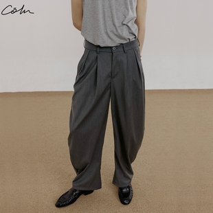 罗圈也自成章便是弯刀裤 无需刻意修正 真章 腿弯一点也没错 COLN裤