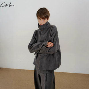 COLN谁能想外套也能显腿长?高领极简短款 好搭配 夹克就是穿衣模版