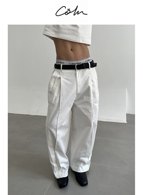 COLN这是一条非常挺括&宽松的纯棉打褶休闲裤 裤长不长但是我很爱