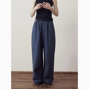 不会放任慵懒失了体面 老却 COLN单排扣松紧腰休闲裤 是懂得放松