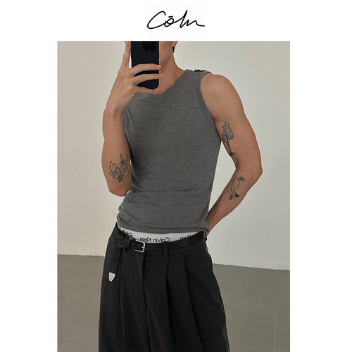 COLN夏季纽扣装饰修身背心