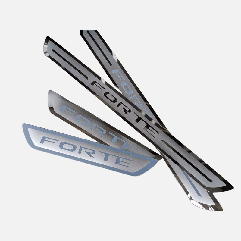 适用于起亚福瑞迪FORTE迎宾踏板