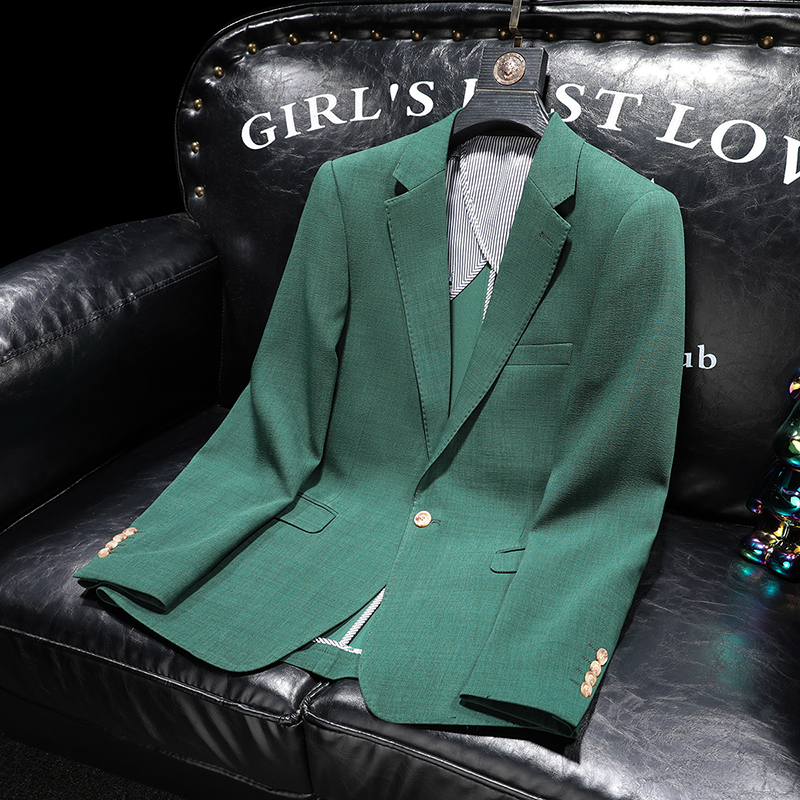 潮流修身绿色小西装外套男春秋新款时尚高级感后双开叉单西服2025