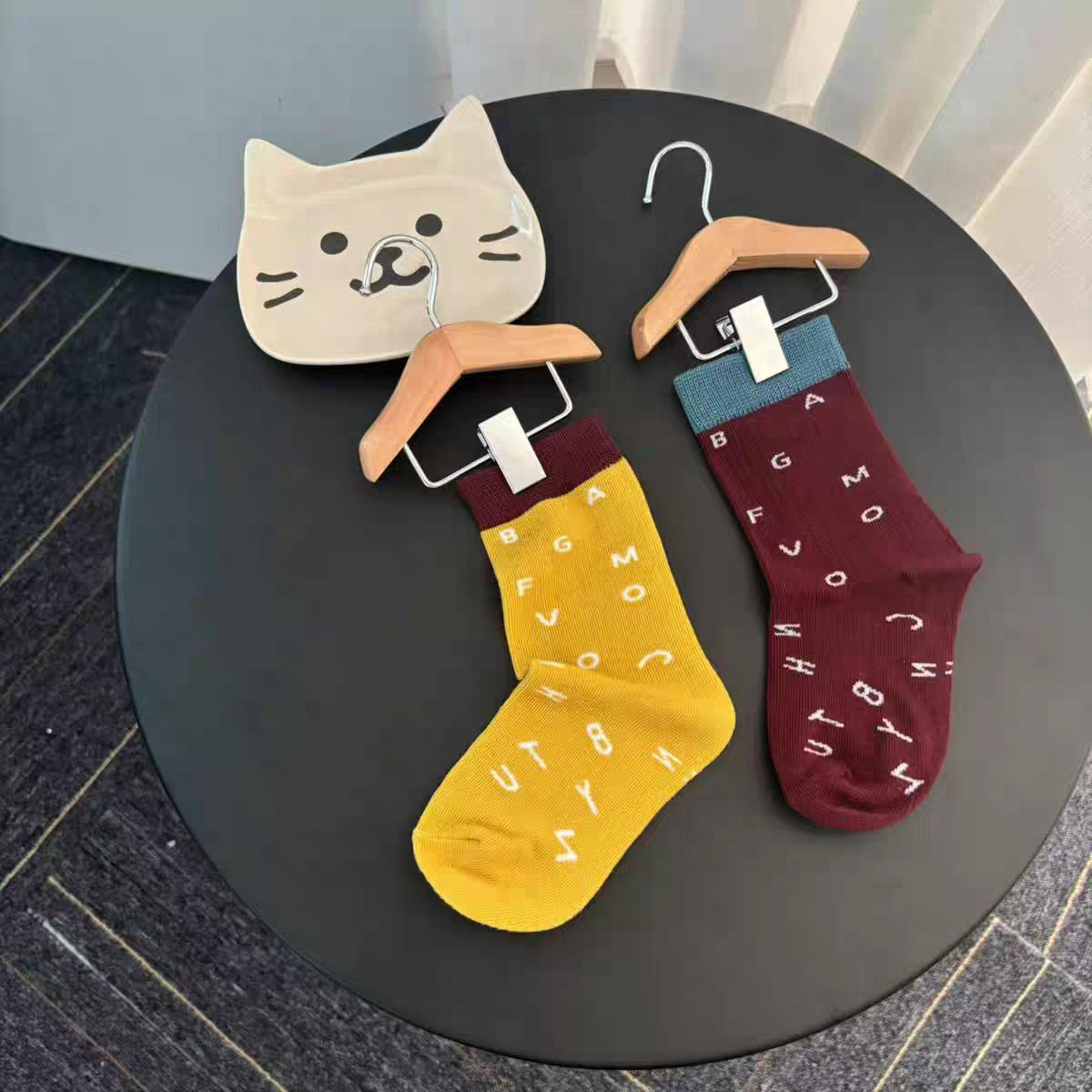 洋气复古~男女儿童袜子卡通纯棉韩国东大门同款男女宝中筒袜子