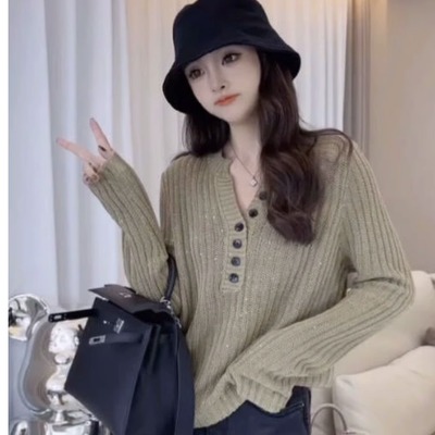 韩版设计感慵懒V领长袖针织毛衣
