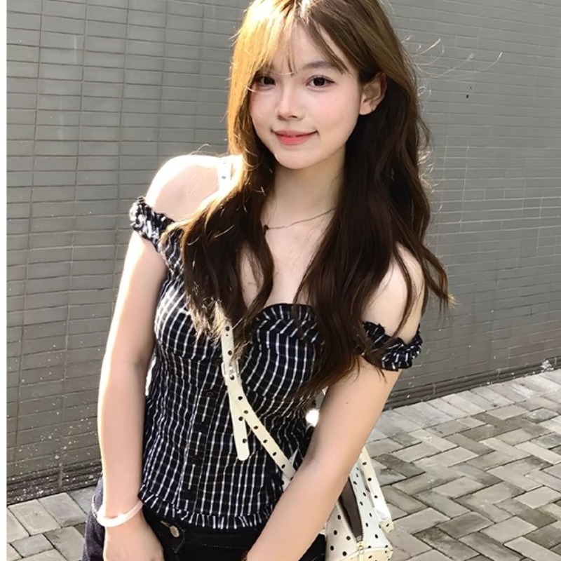 美式辣妹风格纹一字露肩性感衬衫