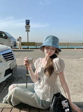 Ashy Snow 恋恋悸动 白色蕾丝纯棉收腰法式方领上衣