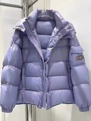 2025冬新款羽绒服明星同款潮牌时尚女轻薄高端白鸭绒短款连帽外套