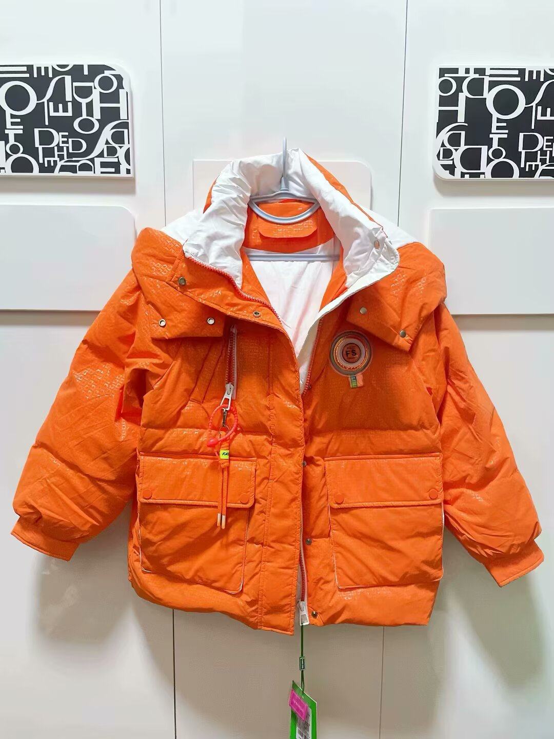 2026冬季新款羽绒服女短款连帽小个子时尚宽松白鸭绒保暖冬外套,女装/女士精品,羽绒服,淘宝优惠券,粉丝福利购,淘宝优惠卷