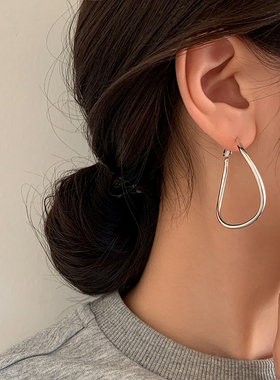 【巷南】999银极简素圈耳环小众女款耳钉2026新款爆款高级感耳饰