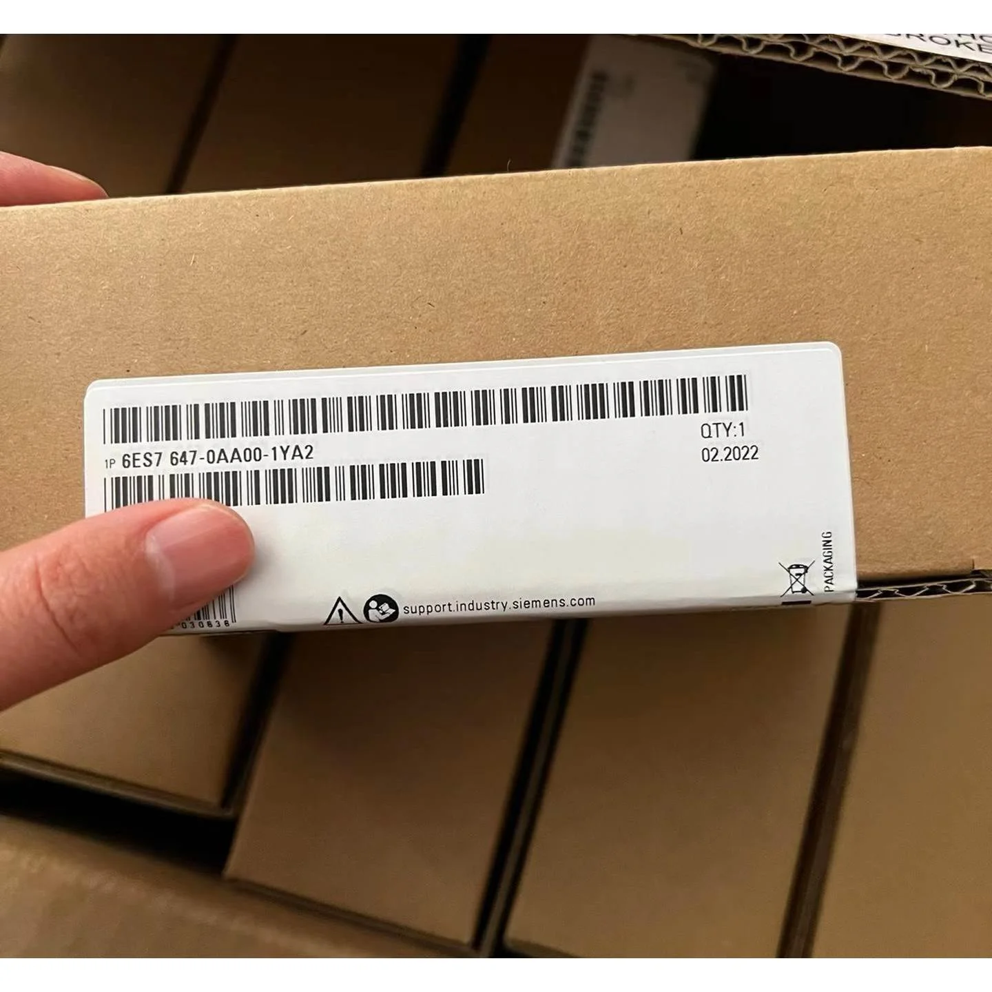 非实价议价议价全新工控机6ES7647-0AA00-6CB05-CG36-1YA2-CH10-0