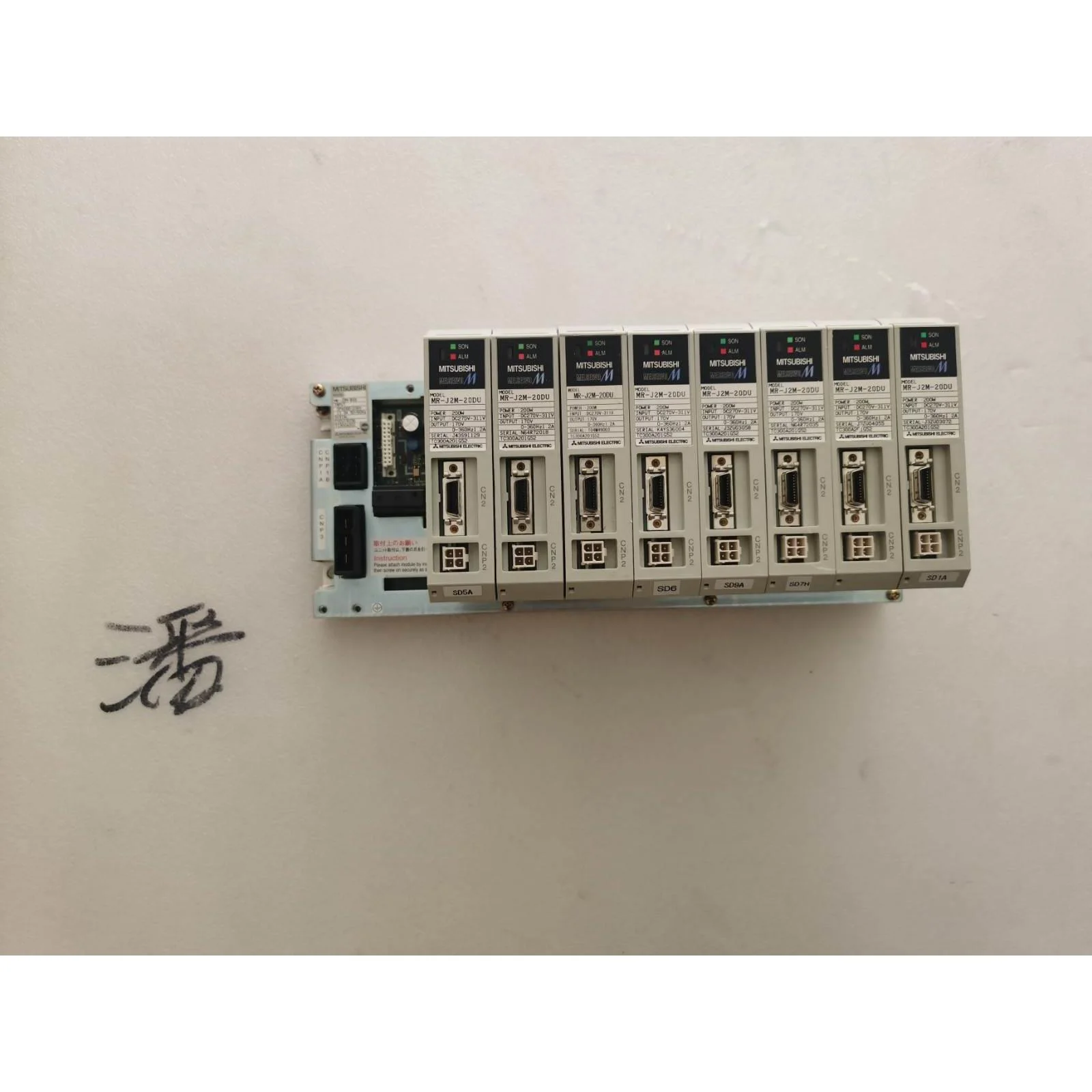 非实价议价议价伺服驱动器 MR-J2M-20DU-S012 MR-J2M-20DU-S020