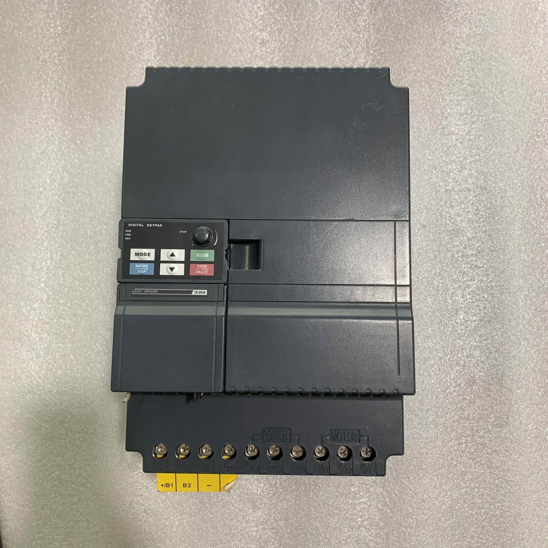 非实价议价议价议价议价议价议价 拆机众辰变频器18.5KW成色如图,