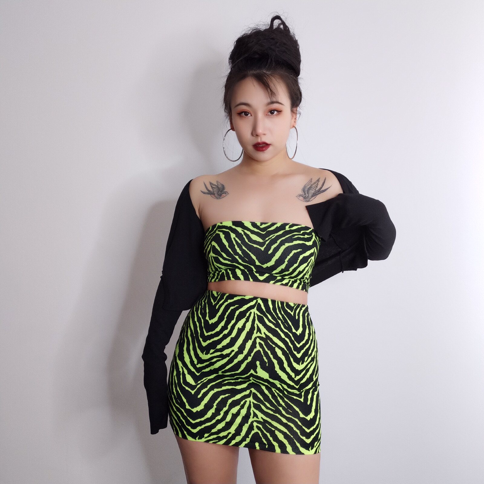 荧光绿斑马纹抹胸短款露脐修身单休闲裤