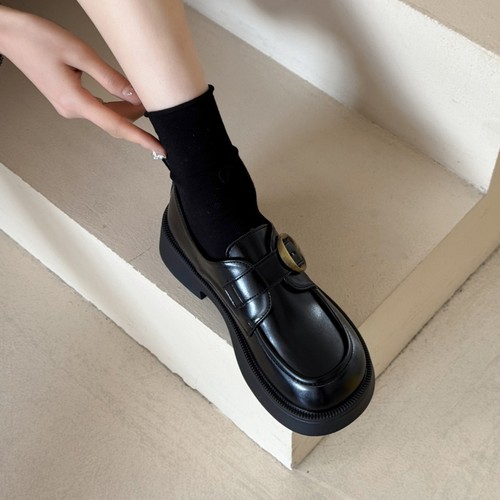 英伦风通勤小皮鞋女2025新款