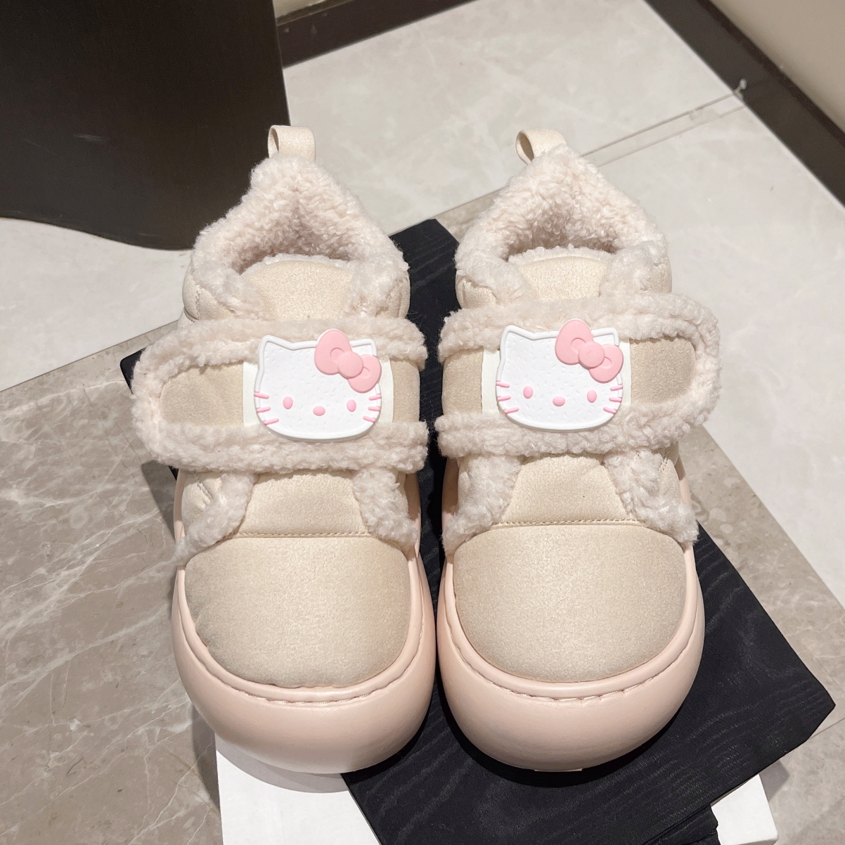 可爱卡通雪地靴女魔术贴棉鞋