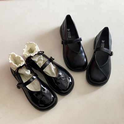 黑色日系玛丽珍温柔风小皮鞋