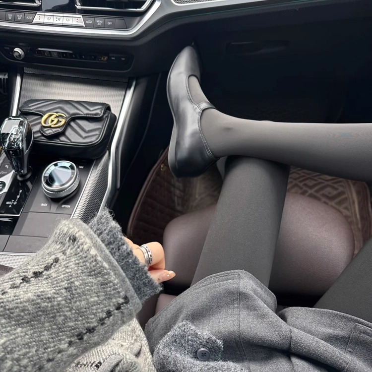 千金风高级感微透肉天鹅绒连裤袜!韩国博主同款,怎么搭都好看~