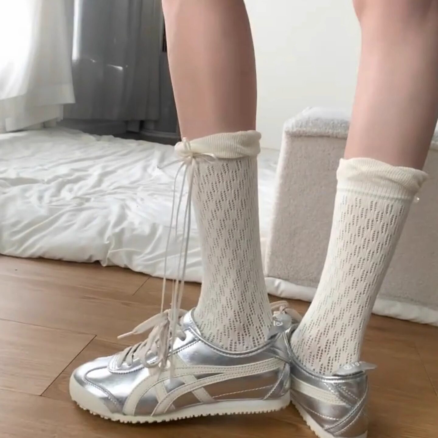 夏季芭蕾可露丽风飘带蝴蝶结多巴胺镂空针织少女小腿袜~可甜可飒~