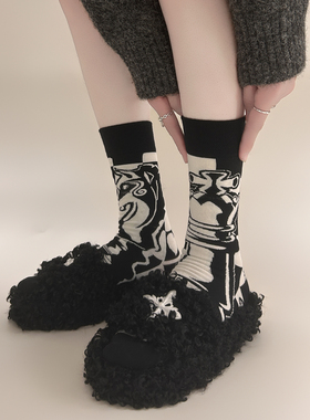 左右脚不对称AB袜子女新款卡通原创个性中筒嘻哈男女情侣鸳鸯棉袜