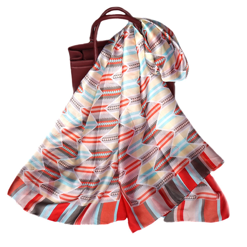 2017春秋新款 波西米亚民族风围巾 菱形几何仿真丝防晒大披肩丝巾