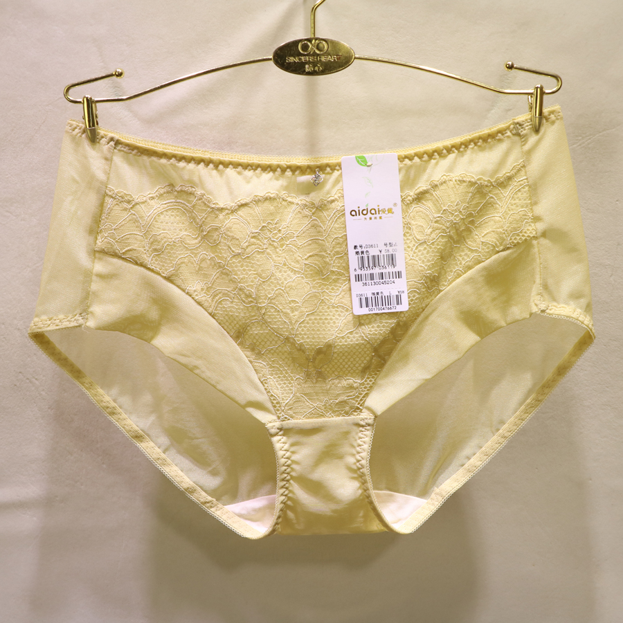 爱戴网纱镂空中腰包臀三角女内裤