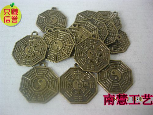 饰品配件仿古合金小八卦2厘米