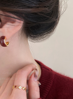 新年复古红色滴釉C型耳环女2026新款爆款耳钉高级感气质耳圈耳饰