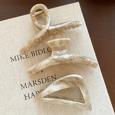 晕染大理石纹抓夹女2025新款