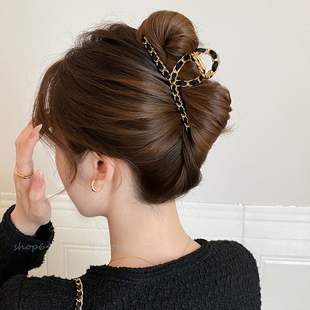 韩系小香风缎面编织金属抓夹女高级轻奢气质鲨鱼夹大号发量多发夹