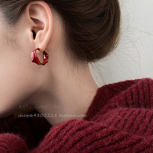 复古气质酒红色滴釉扭曲耳环女秋2025新款 小众设计耳钉高级感耳环