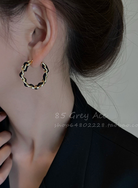 85度灰链条编织圈圈耳环女秋2026年新款潮小众设计感高级网红耳饰