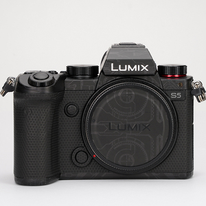 美本堂 适用于松下S5相机贴膜LUMIX S5机身保护贴纸碳纤维迷彩磨砂亚光3M