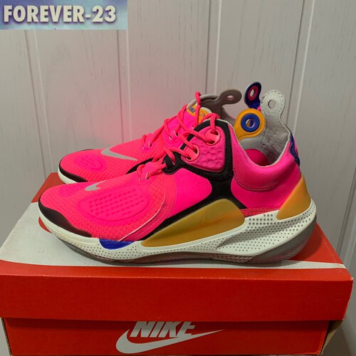 Nike耐克男女款运动鞋