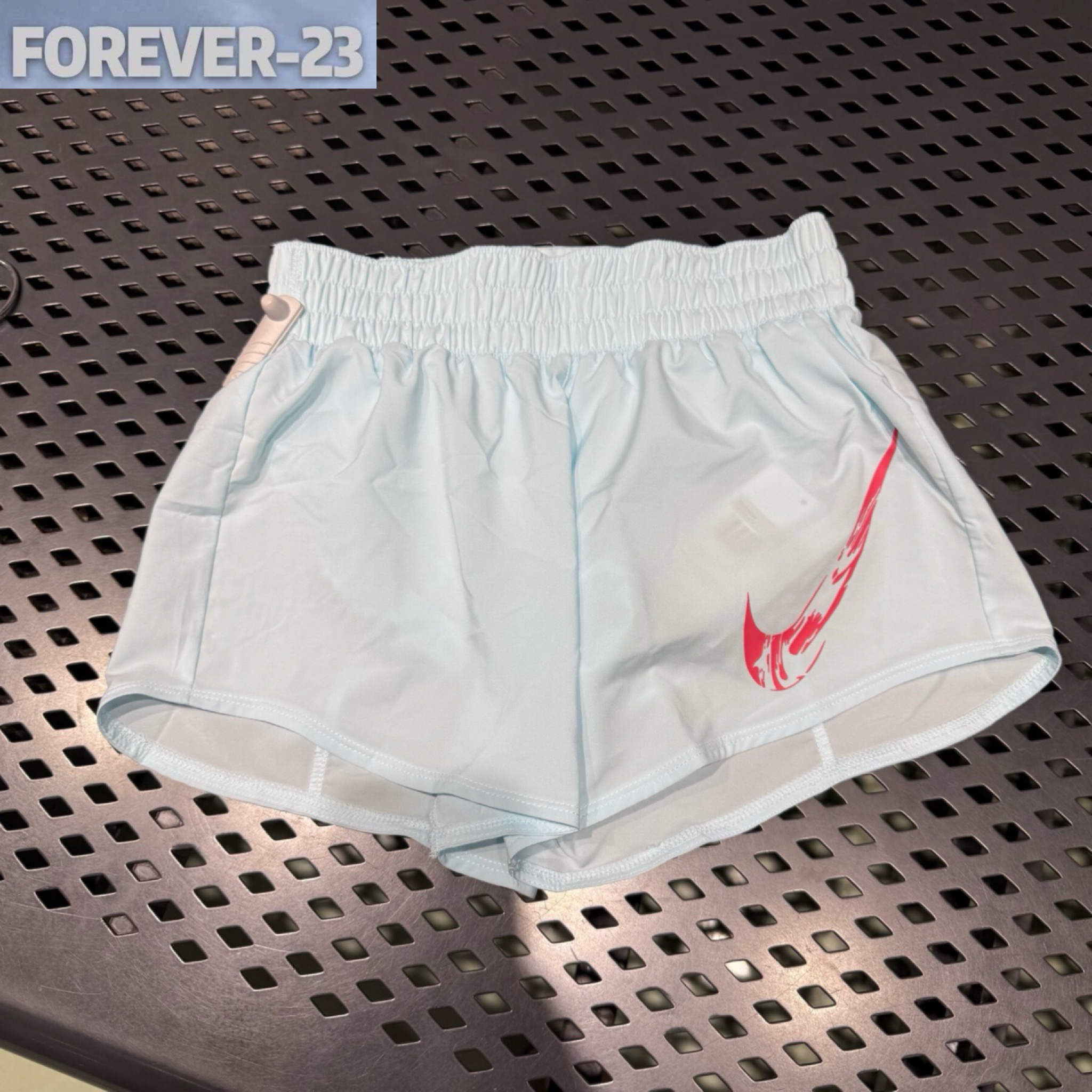 Nike耐克女子休闲速干运动跑步训练宽松速干短裤 FV6365-474