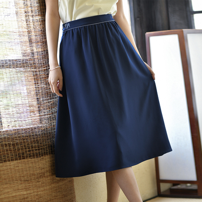 清雅文艺腰间牙子刺绣半身裙