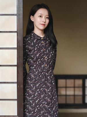 碎花温婉文艺翻领连衣裙